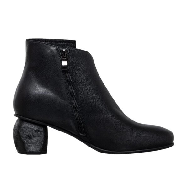 Antelope Ankle Boots Perrin Geometric Heel sz 37 6.5 US Black New Anthropologie - Picture 2 of 9